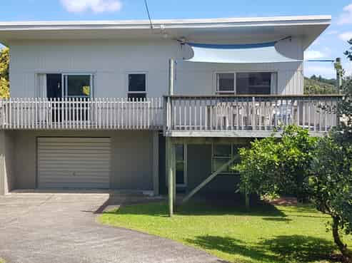 12 Omutu Street, Oakura Coast