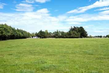 102 Racecourse Road, Allenton