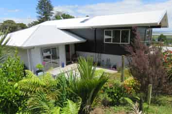 133 Korokoro Crescent, Thames