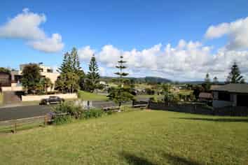 Lot 4 9 Ocean View Road, Coastlands