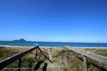 Lot 142 36 Pacific Parade, Coastlands