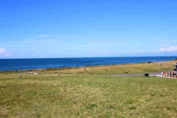 Lot 142 36 Pacific Parade, Coastlands