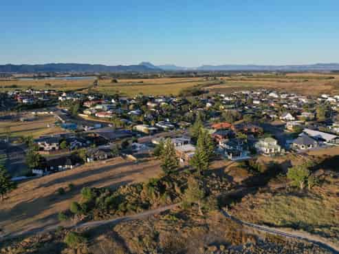 8 Fishermans Drive, Coastlands