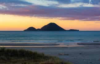 8 Fishermans Drive, Coastlands