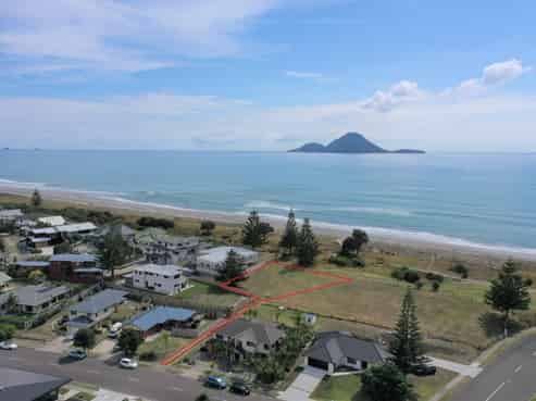 8 Fishermans Drive, Coastlands