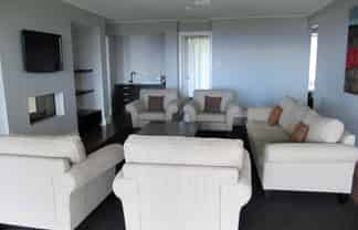 409/409/100 Napier Road, Hilltop