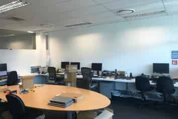 Quality office / showroom / warehouse unit