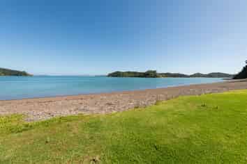 250 Paroa Bay Road, Russell