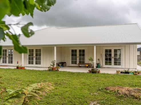 6 Mckerrow Place, Featherston