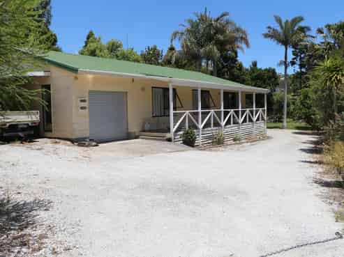 29 Paradise Road, Coopers Beach