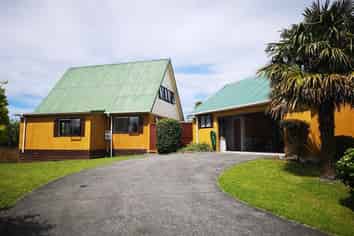 103 Silkwood Lane, Whangamata