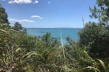 201 Howard Road, Orere Point