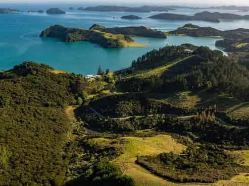 250 Paroa Bay Road, Russell