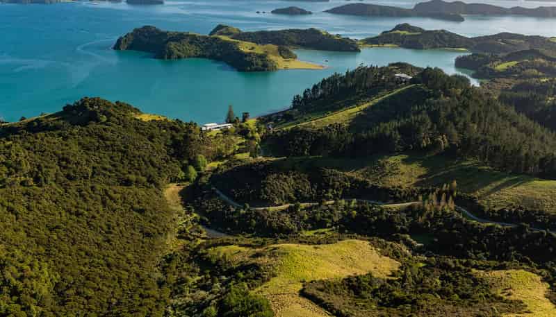 250 Paroa Bay Road, Russell