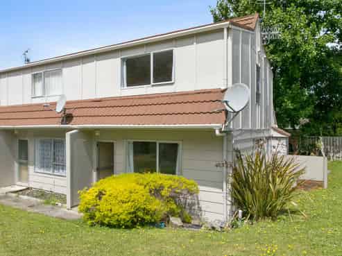 37J Pharazyn Street, Melling