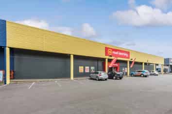 NOEL LEEMING GROUP ON LONG LEASE