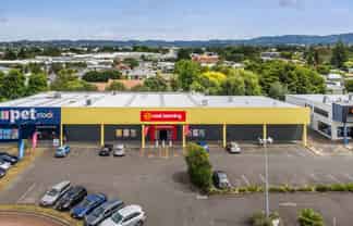 NOEL LEEMING GROUP ON LONG LEASE