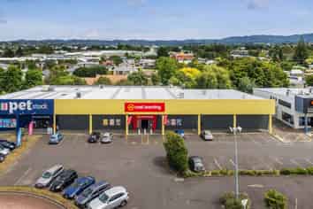 NOEL LEEMING GROUP ON LONG LEASE