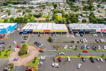 NOEL LEEMING GROUP ON LONG LEASE