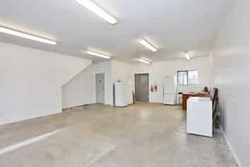 Retail/Hospitality - ** 3 Months Rent Free