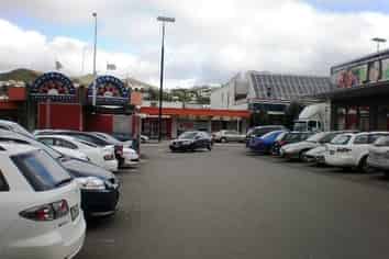 Be in the Centre of Johnsonville