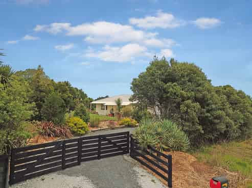 375 Pah Hill Road, Wharehine