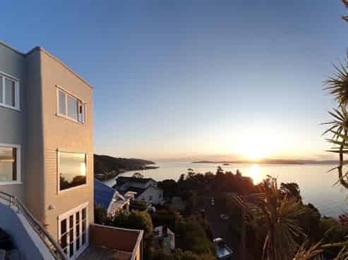 58 Ferry Road, Days Bay