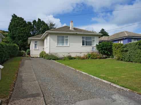 36 Pearce Street, Bluff