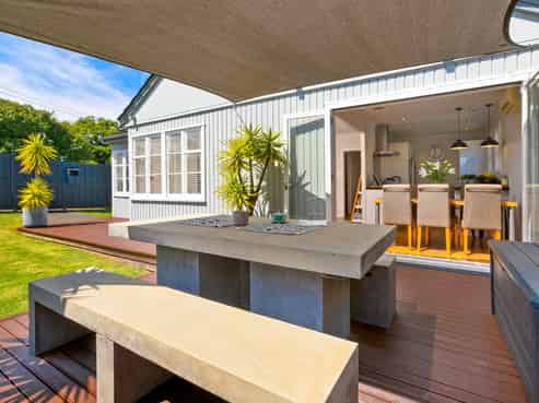 1 Tutuki Street, Waterview