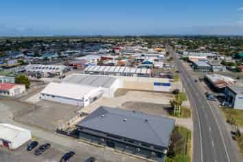 PRICED AT RATINGS VALUATION - 1040M² BUILDING