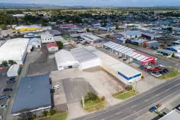 PRICED AT RATINGS VALUATION - 1040M² BUILDING