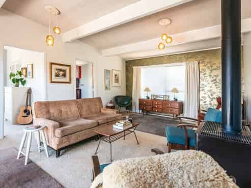 69 Ocean Road, Surfdale