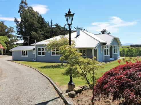 490 Hadlow Road, Hadlow