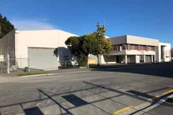 Large Factory/Workshop Facility