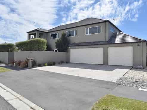 175 Rocking Horse Road, Southshore