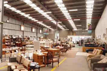 High Profile Warehouse / Showroom in Harewood
