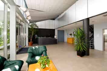 Great Value Modern Office - 700 sqm available now!