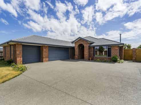 7 Strathcarron Place, Broomfield