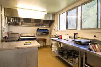 Cafe premises to lease - full fit out 