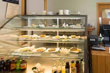 Cafe premises to lease - full fit out 