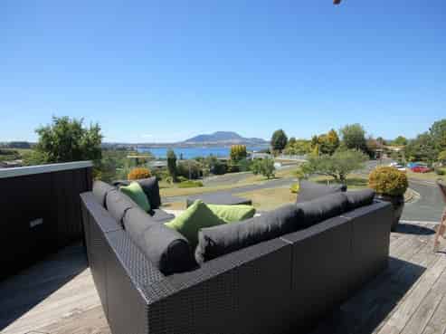 1/11 Krissell Place, Acacia Bay