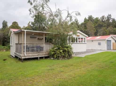 1 Lake Kaniere Road, Kaniere