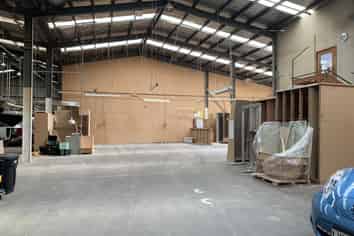 1787 m2 Industrial Property