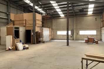 1787 m2 Industrial Property