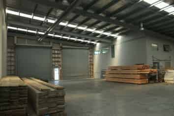 Industrial CBD Fringe