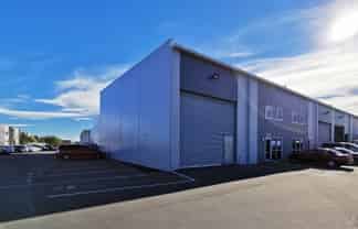 Modern 293sqm Warehouse / Office / Showroom