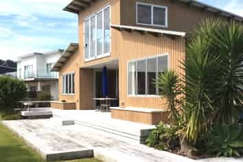 127 Corokia Place, Matarangi