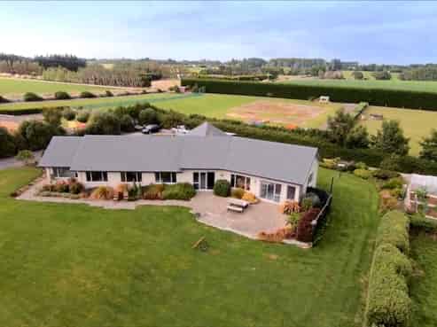 405 Mill Road North, Myross Bush