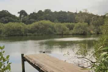 49e Vale Road, Riverside