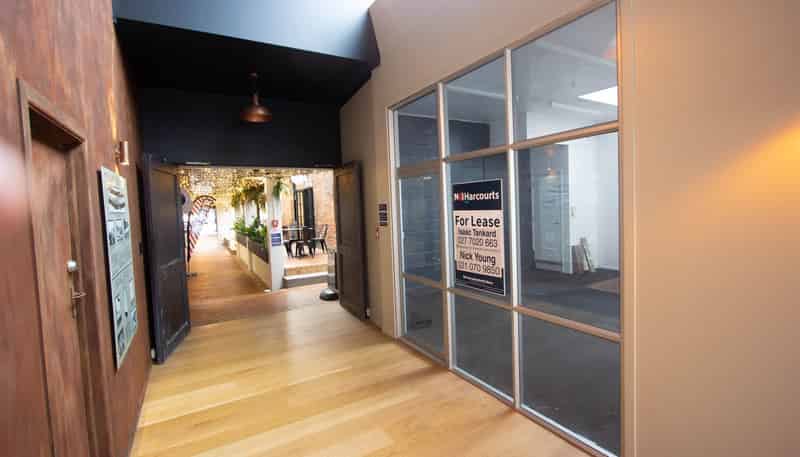 Shop 9/5 - 15 Victoria Road, Devonport